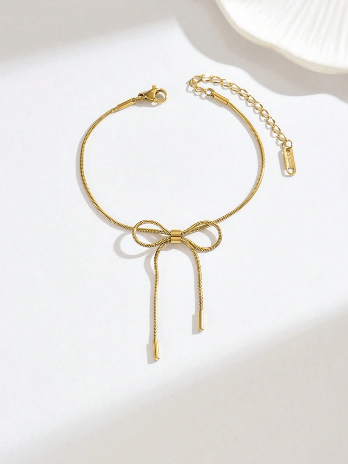 Elle Bowknot Design Bracelet in 18k PVD Gold Plated
