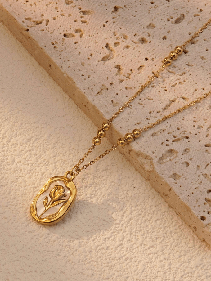 Elle Vintage Design Necklace in 18k PVD Gold Plated