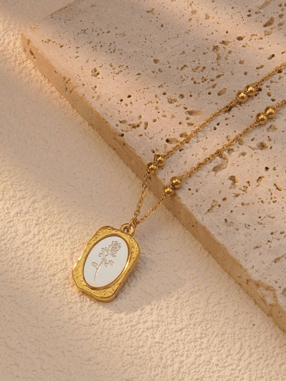 Elle Vintage Design Necklace in 18k PVD Gold Plated