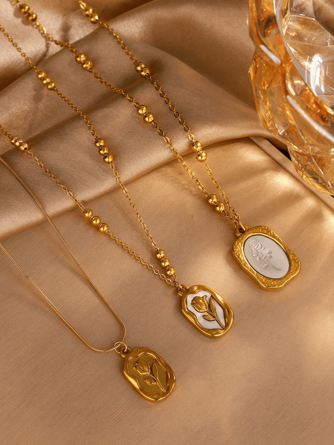 Elle Vintage Design Necklace in 18k PVD Gold Plated