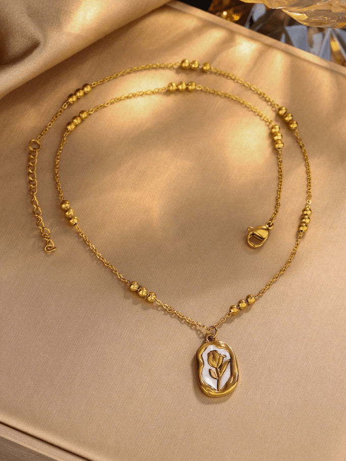 Elle Vintage Design Necklace in 18k PVD Gold Plated