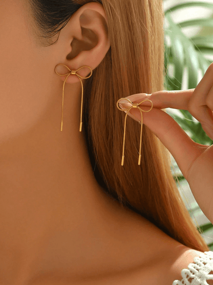 Elle Bowknot Design Earrings in 18k PVD Gold Plated