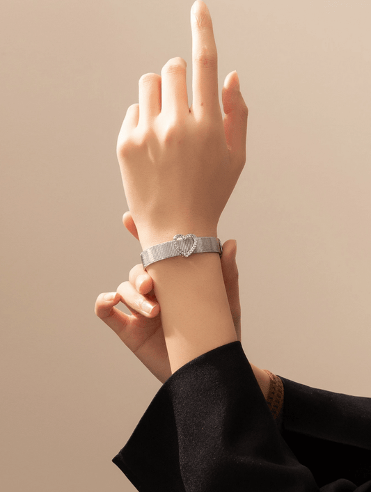 Elle Premium Heart Bracelet in 18k PVD White Gold Plated