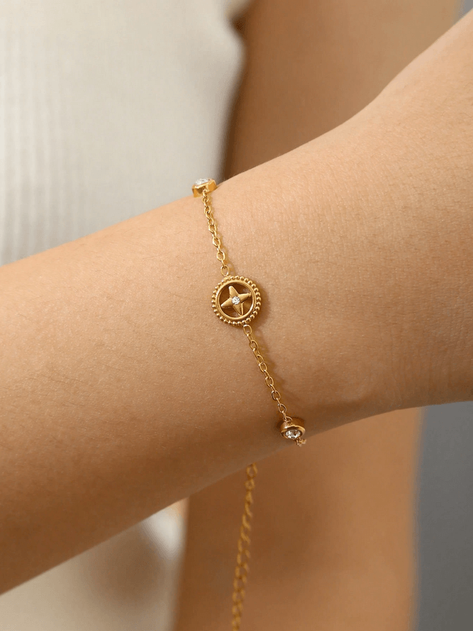 Elle Charmed Bracelet in 18k Gold Vermeil