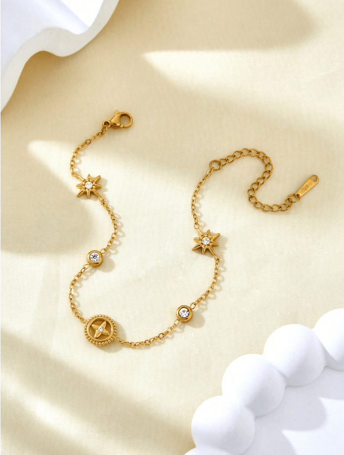 Elle Charmed Bracelet in 18k Gold Vermeil