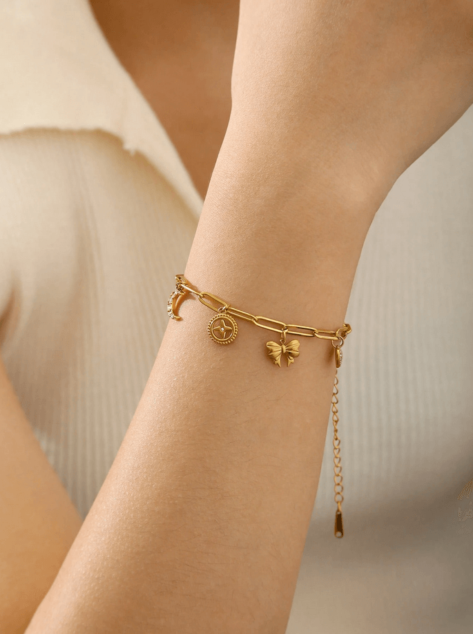 Elle Charmed Bracelet in 18k Gold Vermeil