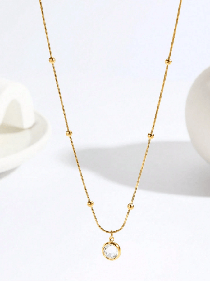 Elle Chic Design Gem Pendant Necklace in 18k Gold Vermeil