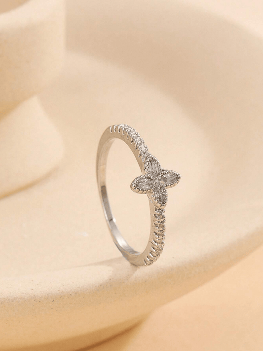 Elle CZ Chic Ring in Vermeil White Gold Plated