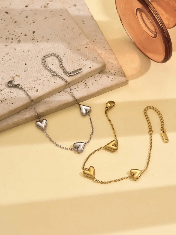 Elle Heart Charmed Bracelet in 18k PVD Gold and White Plated