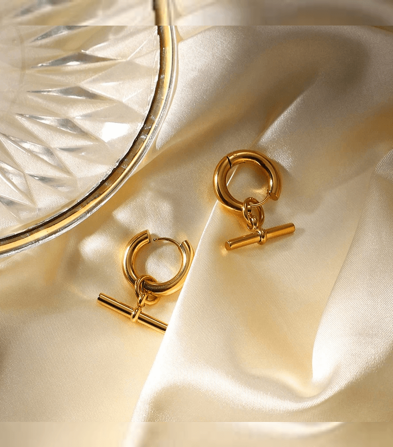 Elle Geometric T-Bar Design Earrings in 18k Gold Vermeil and White Gold Finish