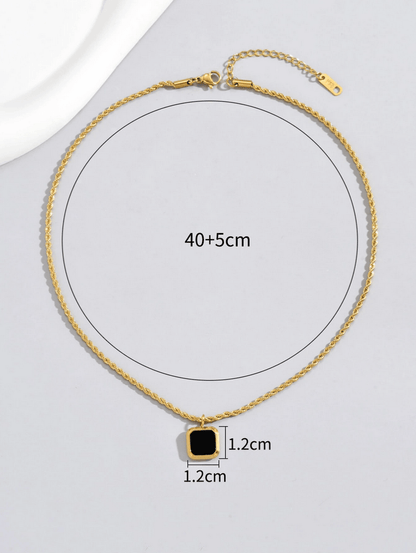 Elle Black Onix Pendant Necklace in 18k PVD Gold Plated