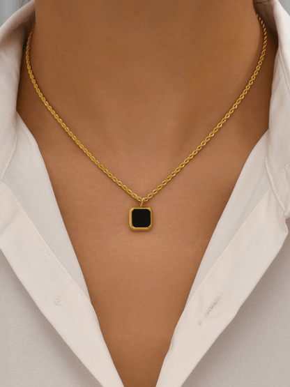 Elle Black Onix Pendant Necklace in 18k PVD Gold Plated