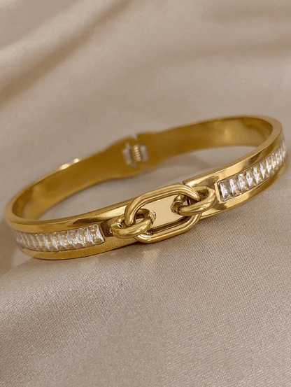 Elle CZ Premium Buckle Bracelet in 18k Gold Vermeil