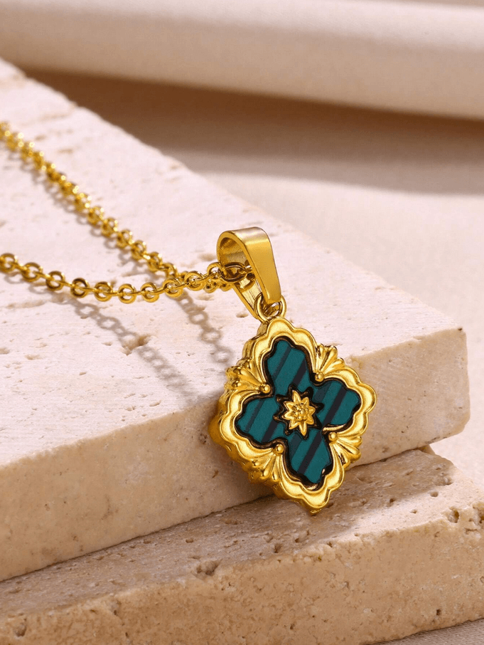 Elle Vintage Floral Pendant Necklace in 18k PVD Gold Plated